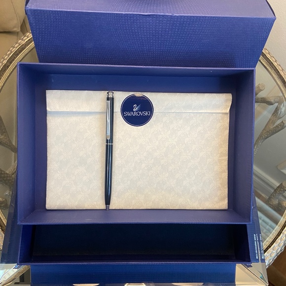 Genuine New in Box Swarovski Leather Wallet - Suede Lined - Picture 6 of 11